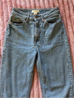 H&M Women's Boyfriend Jeans in Light Blue Denim